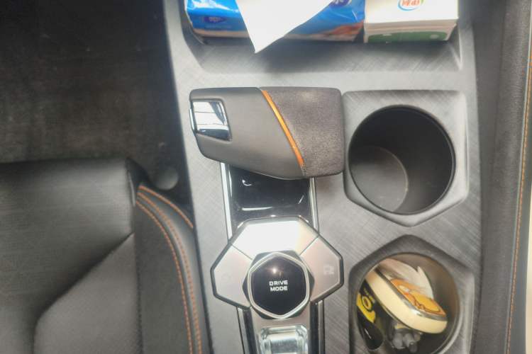 Used CHANGAN UNI-V 2022 2.0T Leading-Speed Edition