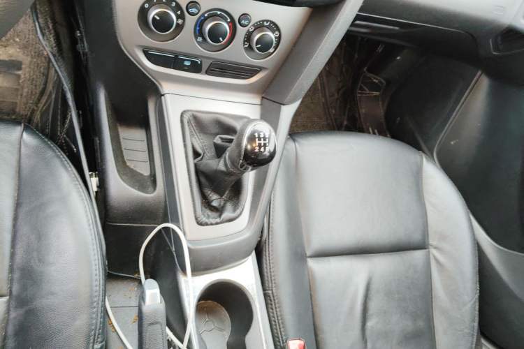 Used Ford Focus 2012 Hatchback 1.6L Manual Comfort Model
