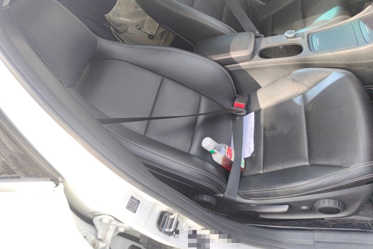 Used Mercedes-Benz GLA 2015 GLA 200 Fashion Model
