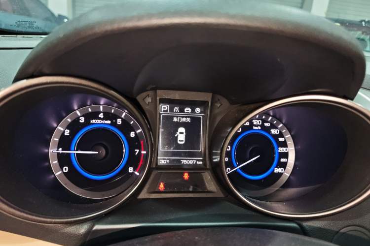 Used CHANGAN Eado 2016 1.6L Automatic Trend Model Instrument Cluster
