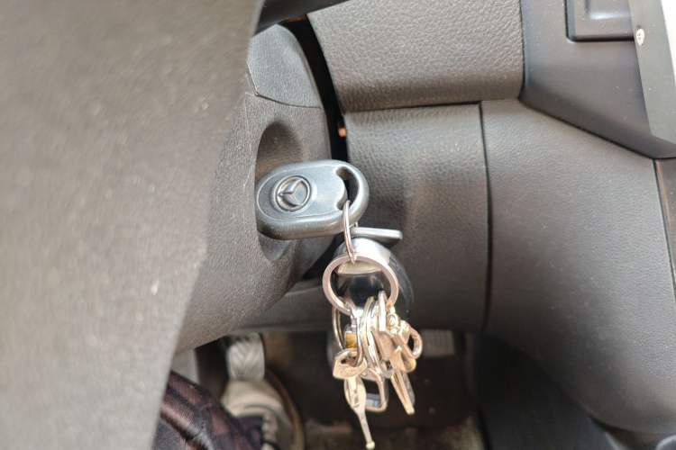 Used HYOSOW H2 2016 H2E 1.5L Fashion Model BJ415B Vehicle Key