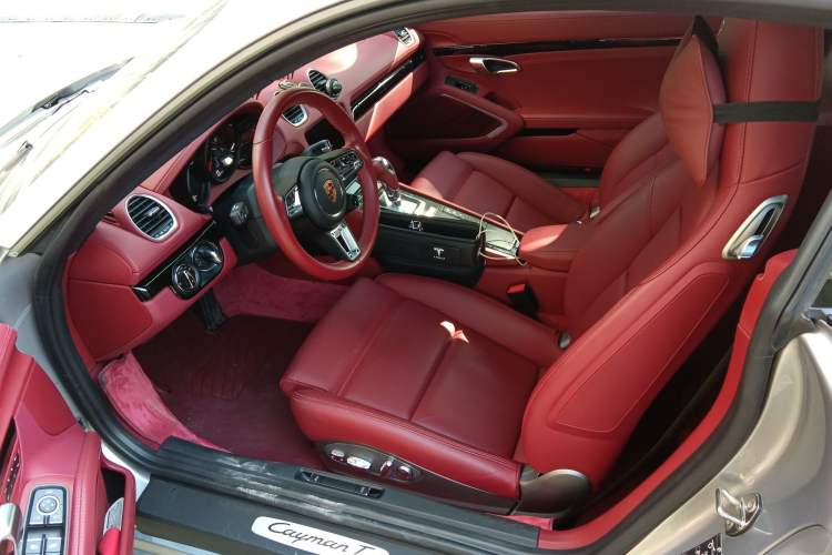 Used Porsche 718 2022 Cayman T 2.0T