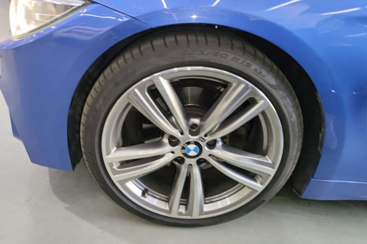 Used BMW 4 Series 2016 430i Gran Coupe M Sport Edition Left Front Wheel Hub