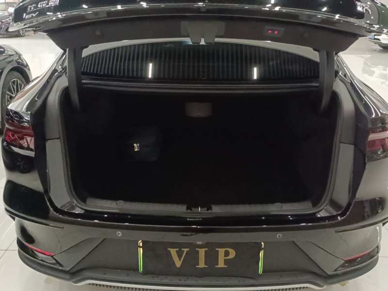 Used BYD Han 2025 EV 605KM Prestige Model — 18