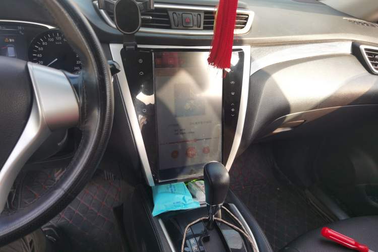 Used Nissan X-Trail 2014 2.5L CVT Luxury Edition 4WD
