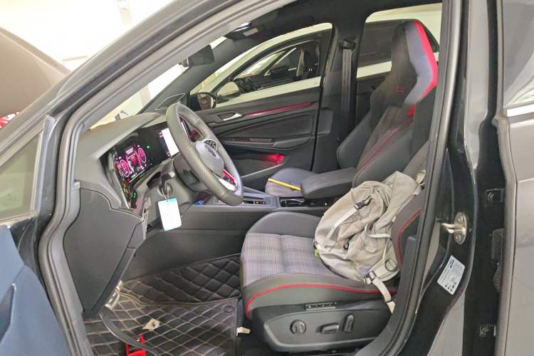 Used Volkswagen Golf GTI 2021 380TSI DSG GTI
