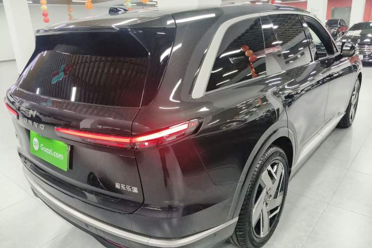 Used ONVO Luxeed L90 2025 Model—Ultra Six-Seater Version Rear Right 45 Deg