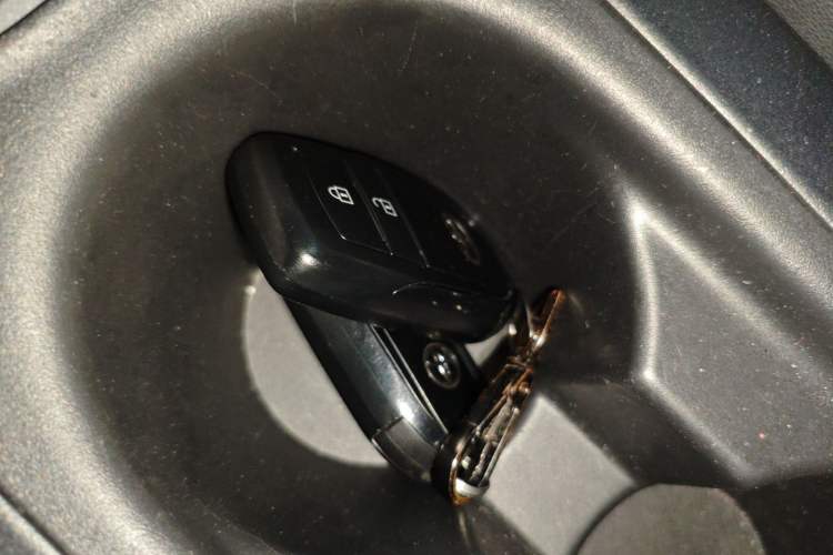 Used Toyota FRONTLANDER 2023 2.0L CVT Leading Edition