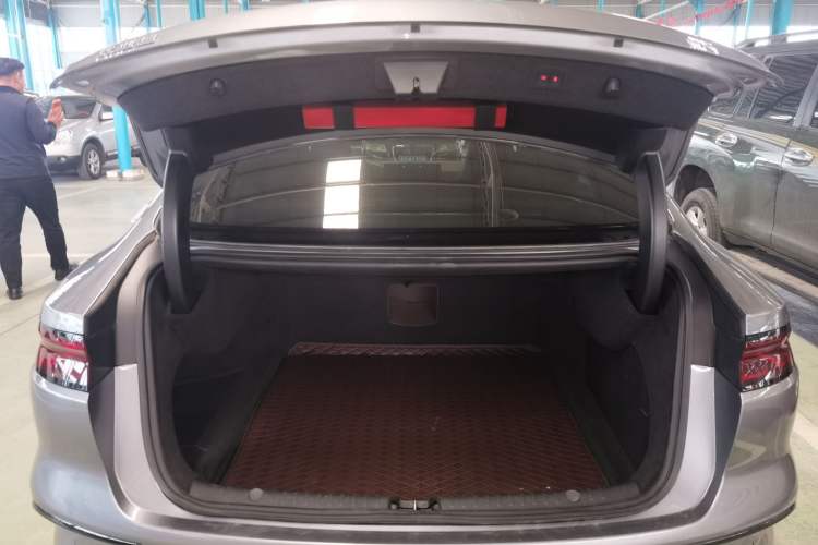 Used BYD Han 2022 DM-i 121KM Luxury Model