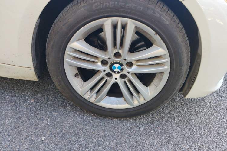 Used BMW 3 Series 2016 320i Fashion Model
