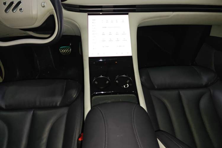 Used IM LS7 2023 77 kWh Urban Fit Rear-Wheel Drive