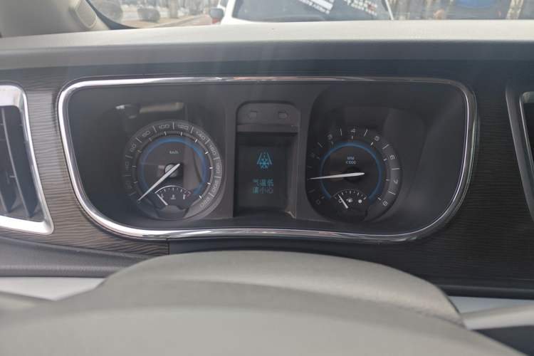 Used Buick GL8 2011 2.4L CT Luxury Business Comfort Edition Instrument Cluster