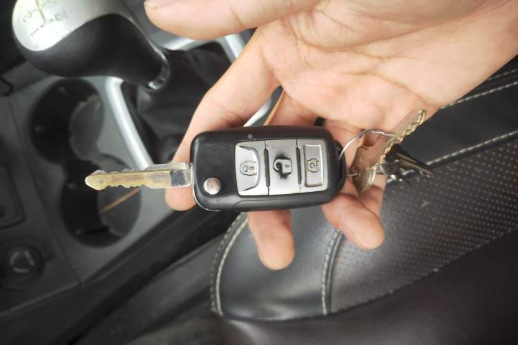 Used Dongfeng Fengon 330 2016 1.5L Manual Enjoyment Model DK15 Vehicle Key