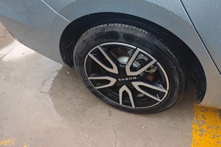 Used Roewe D6 2025 520km Smart Enjoyment Version
