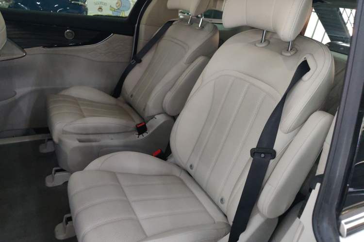 Used FORTHING Xinghai V9 2026 Model, More Enjoyment Series, 200km Comfort Edition
