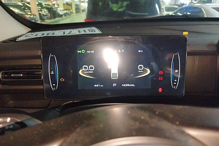 Used Great Wall Poer 2023 2.0T Passenger Version Automatic Diesel Two-Wheel Drive Comfort Trim – GW4D20M
