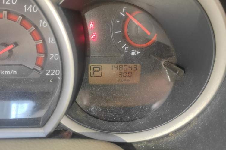 Used Nissan Sylphy 2012 Classic 1.6XE Automatic Comfort Edition Odometer Close Up