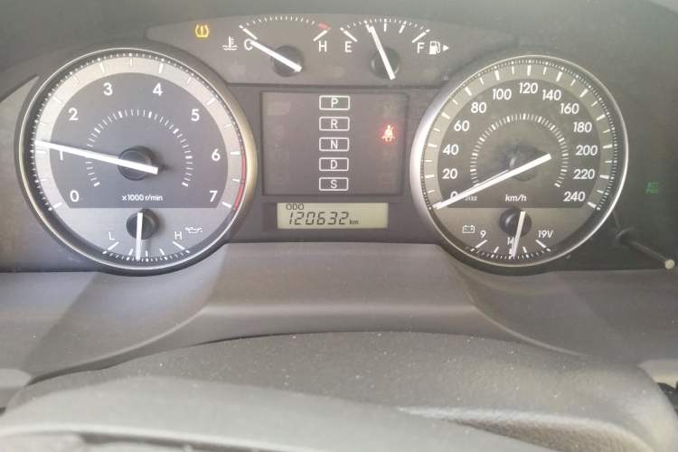 Used Toyota Land Cruiser  Odometer Close Up