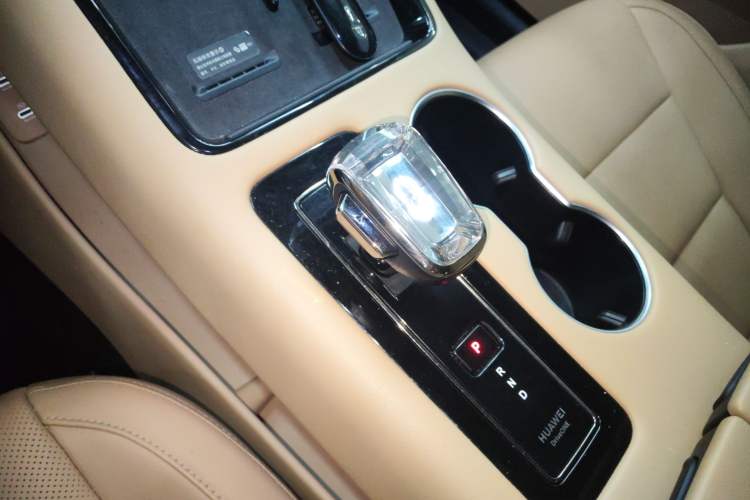 Used Hima AITO M5 2023 Extended-Range Rear-Drive Intelligent Driving Version Gear Lever