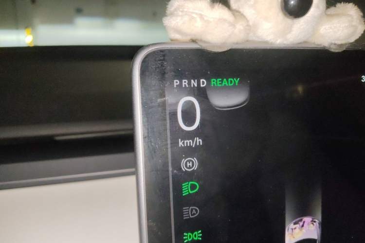 Used Tesla Model Y 2021 Standard Range Rear-Wheel Drive Version Instrument Cluster