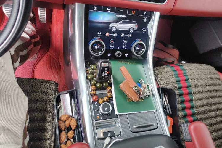 Used Land Rover Range Sport 2020 3.0 L6 HSE DYNAMIC Gear Lever