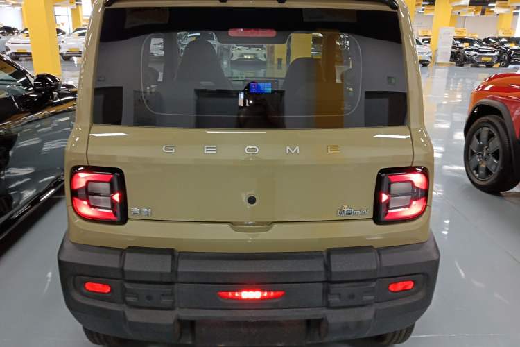 Used Geely Galaxy Panda 2025 210km Panda Rider Rear