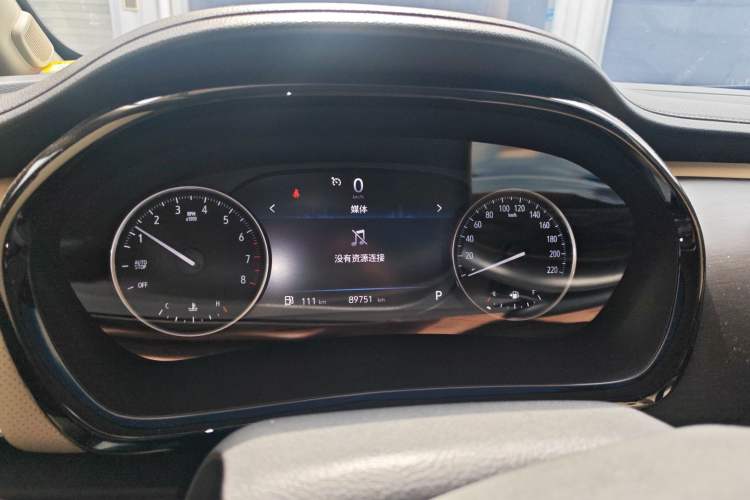 Used Buick GL8 2023 Land Executive Class 652T Luxury Model
