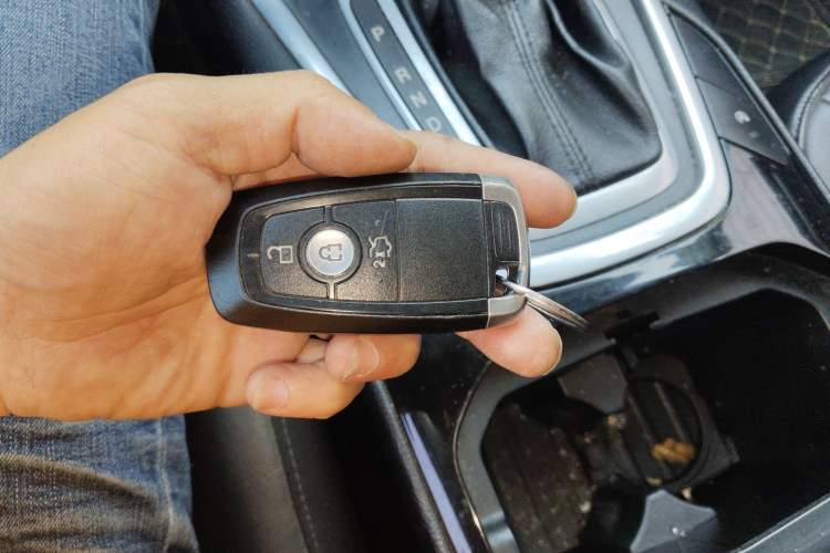 Used Ford Edge 2018 EcoBoost 245 Four-Wheel Drive Titanium 7-Seater