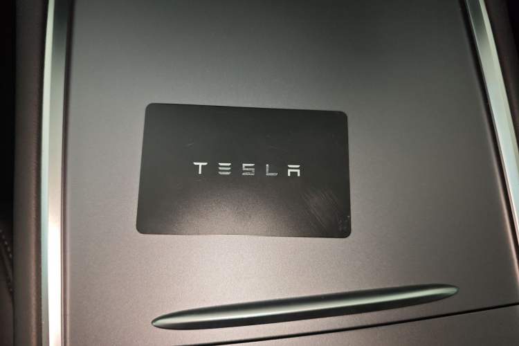 Used Tesla Model Y 2022 Rear-Wheel-Drive Version
