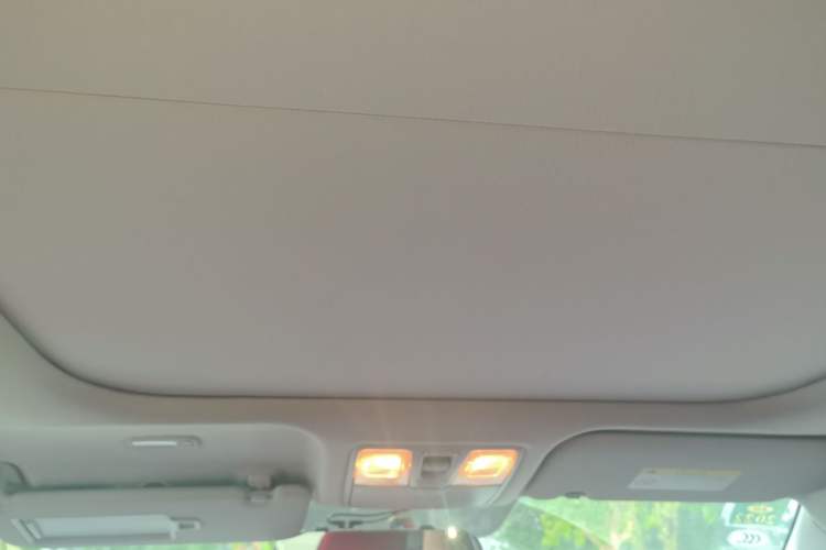 Used Hyundai ix25 2015 1.6L Automatic Two-Wheel Drive Smart GLS Trim Headliner