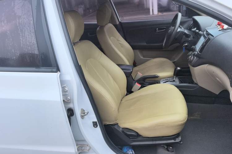 Used Hyundai Celesta 2015 1.6L Automatic Comfort Model