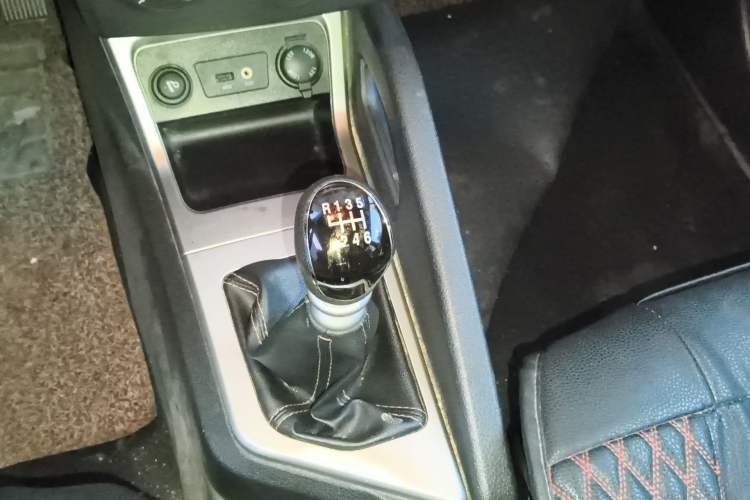 Used JAC Group Refine S3 2014 1.5L Manual Luxury Model