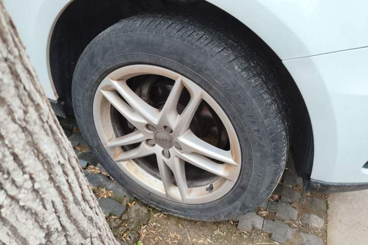 Used Audi Q5 2015 40 TFSI Comfort Model