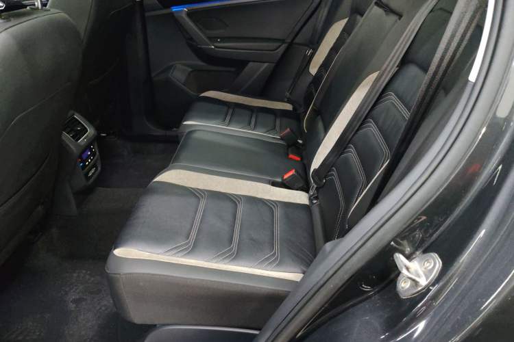 Used Volkswagen Tayron GTE Plug-in Hybrid 2020 1.4T Luxury Model Left Rear Seat