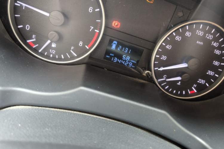 Used JAC Refine M3 2019 IKEA Edition 1.8L Luxury Model Odometer Close Up