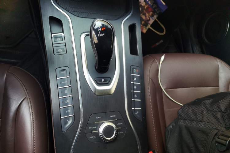 Used Wey VV7 2019 Upgraded Model 2.0T Flagship Version China V Standard
