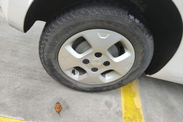 Used Roewe Clever 2021 302km Excellence Edition Right Rear Wheel Hub