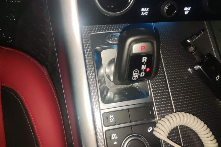 Used Land Rover Range Sport 2021 3.0 L6 YAO Black Edition Gear Lever