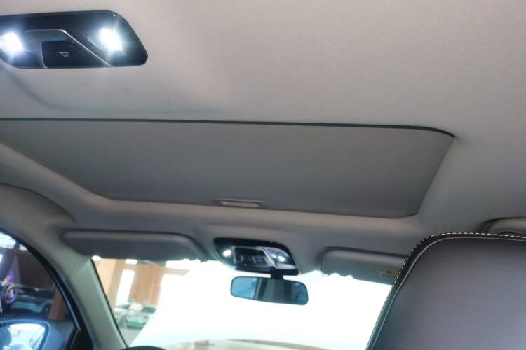 Used SOL X6 2022 1.5T DCT Intelligent Drive Version Headliner