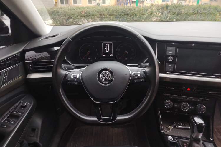 Used Volkswagen Passat 2019 330TSI Elite Edition China VI