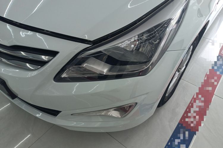 Used Hyundai Verna (older generation) 2014 1.4L Manual Smart GLS Trim
