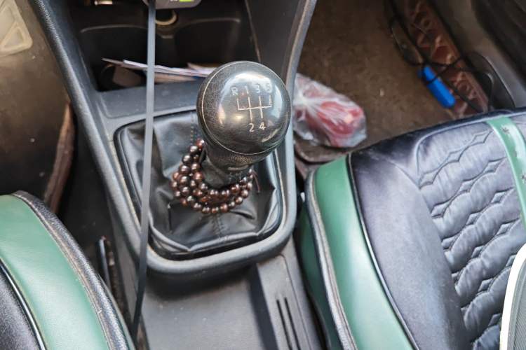 Used Volkswagen Santana 2015 1.6L Manual Fashion Edition