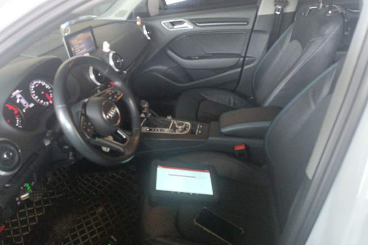 Used Audi A3 2020 Limousine 35 TFSI Fashion Edition China VI Emission Standard Left Front Seat