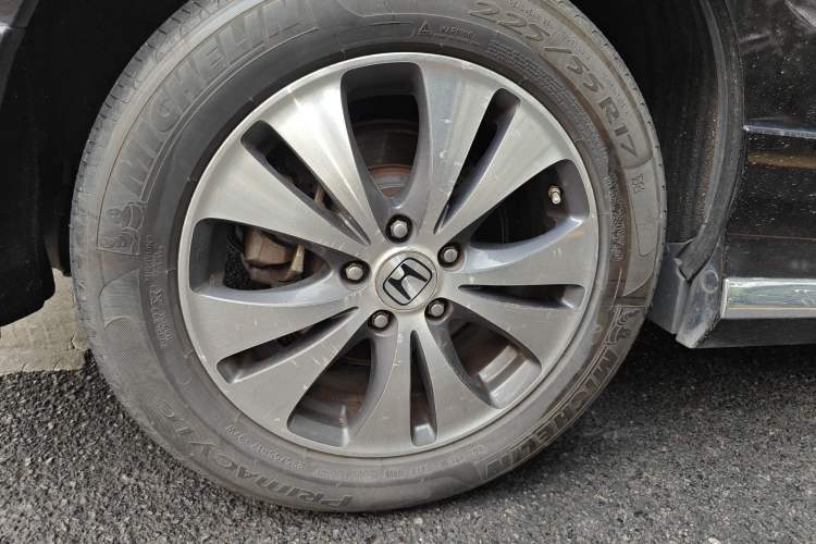 Used Honda Elysion 2012 2.4L VTi-S Prestige Edition Right Front Wheel Hub