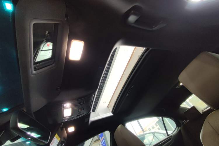 Used Lexus ES 2022 300h Excellence Edition
