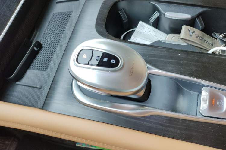 Used VOYAH Dream 2024 PHEV Extended-Range Premium Edition Gear Lever