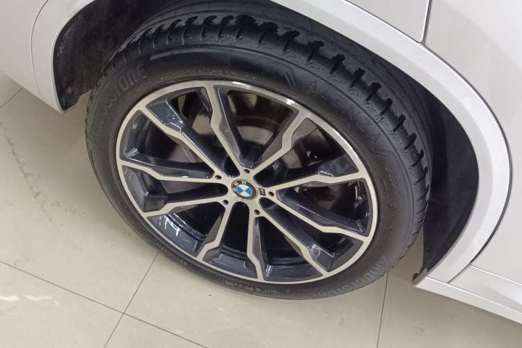 Used BMW X3 2022 Second Facelift xDrive30i Leading Edition M Night Sky Package
