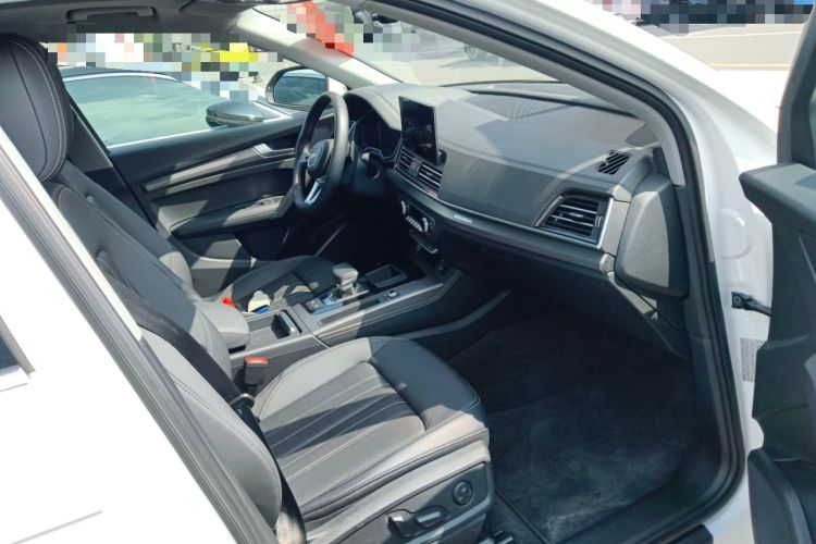 Used Audi Q5L 2022 Updated Version 40T Luxury Elegant Edition Right Front Seat