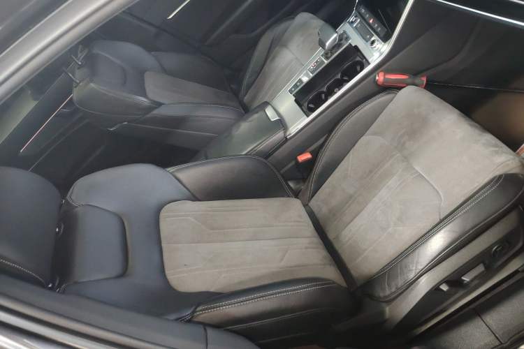 Used Audi A6L 2022 40 TFSI Luxury Dynamic Model Right Front Seat