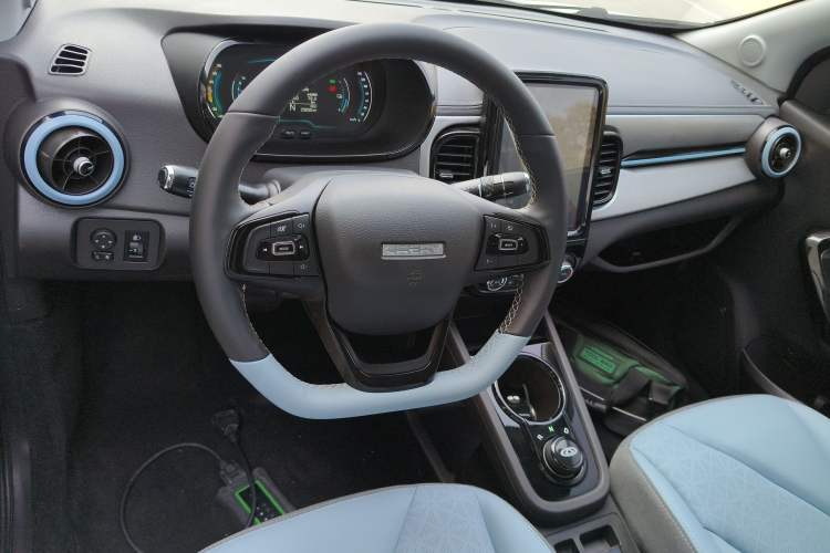 Used Chery QQ Little Ant 2022 Sweet Pink Edition Half-Sugar Version Lithium Iron Phosphate 30 kW 301 km
